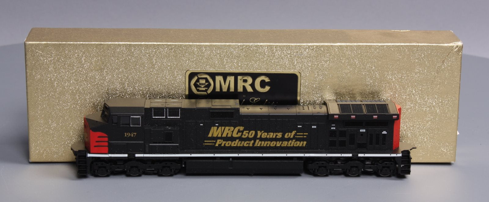 Train MRC brand trains in original boxes lot of fashion 6