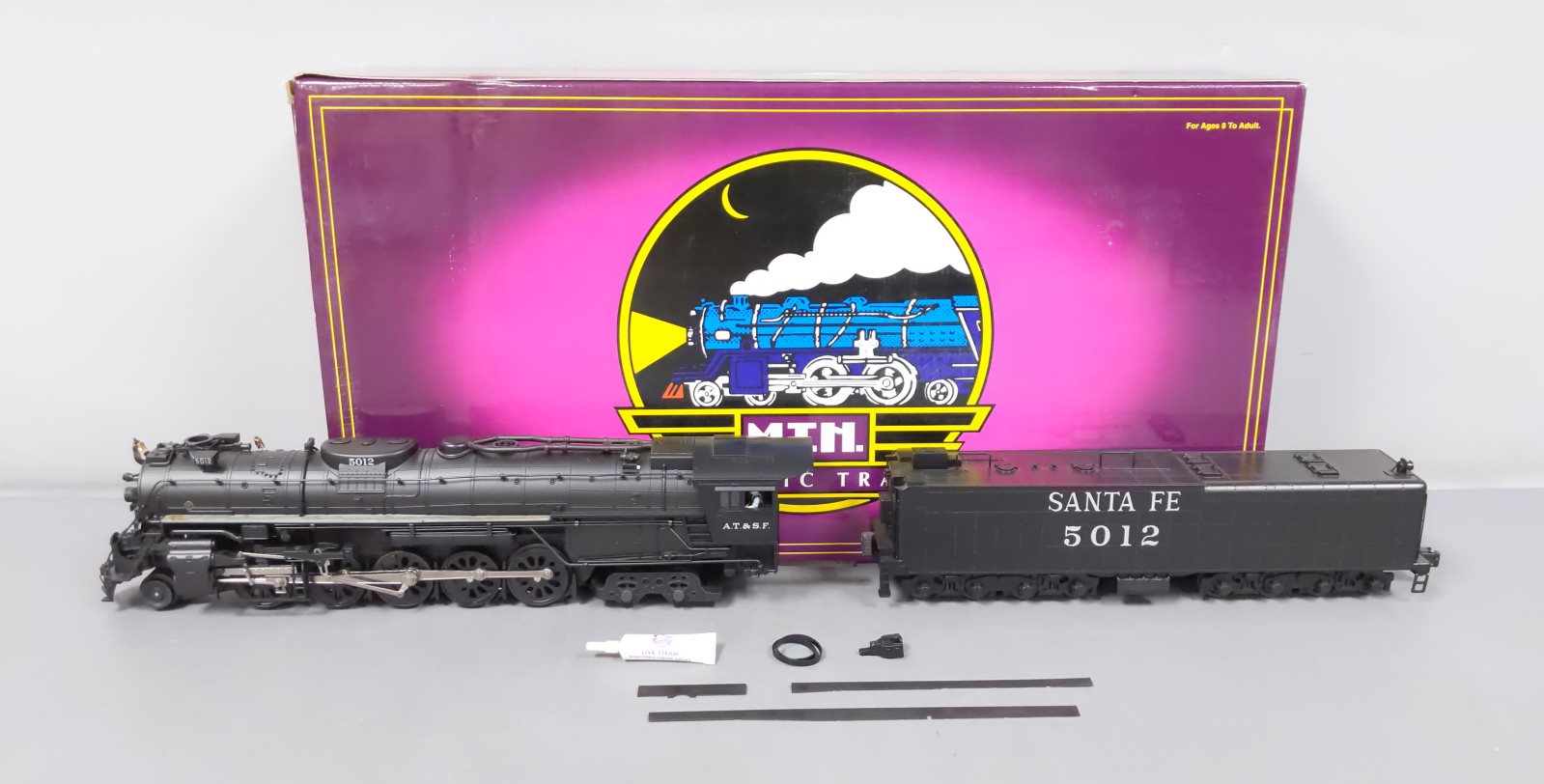 MTH 20-3056-1 Santa Fe 2-10-4 Texas Steam Engine And Tender #5012 with PS2  EX/Box