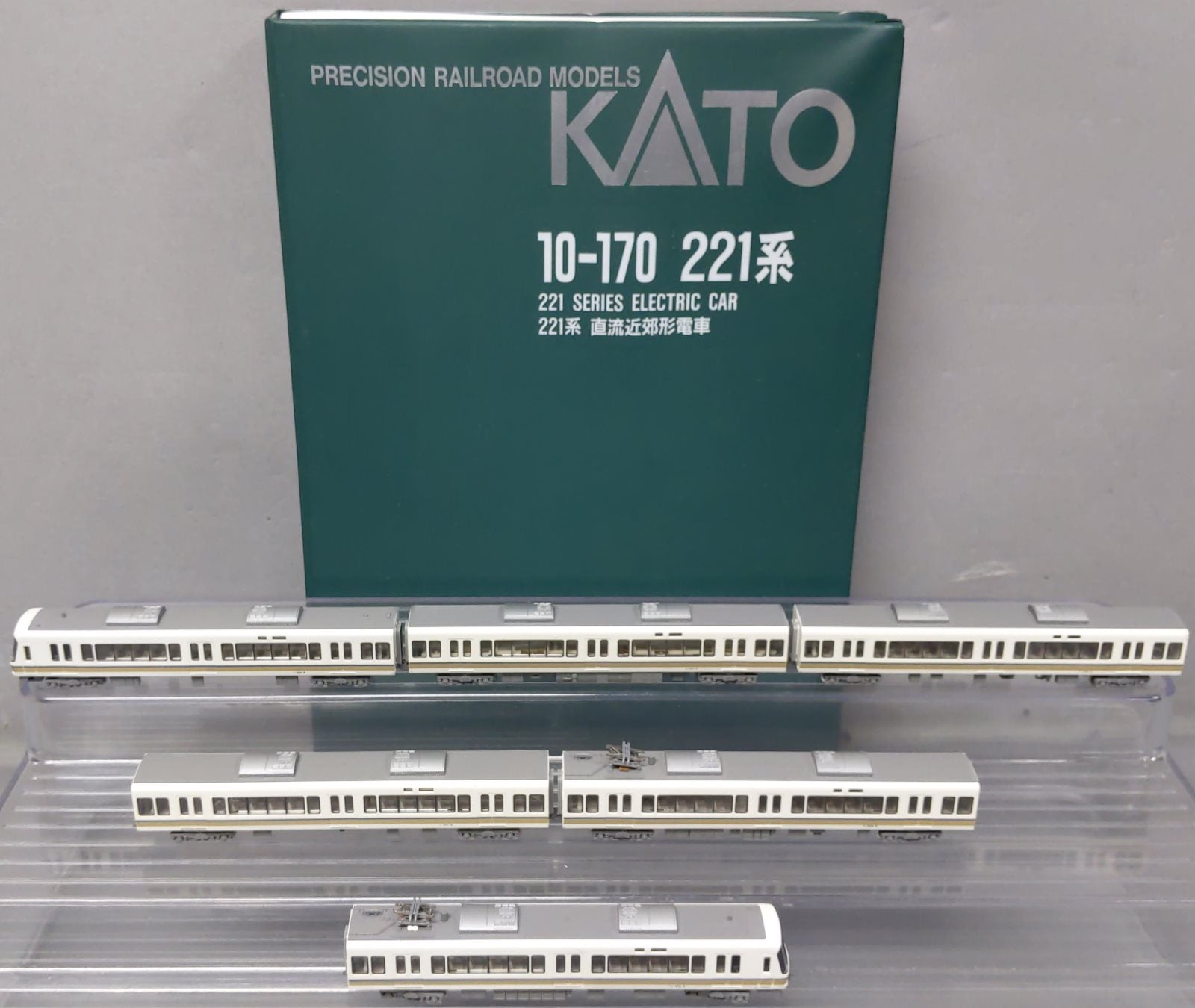 Kato 10-170 N 221 Series 6 Car Passenger Set LN/Box