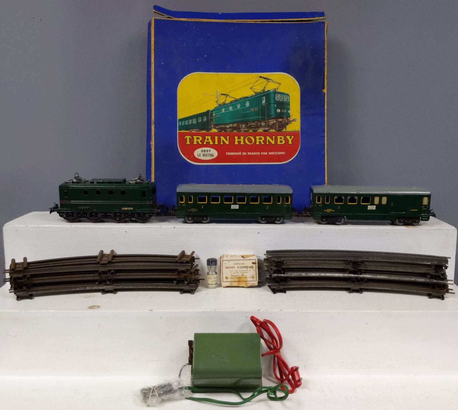 Train set sold vintage