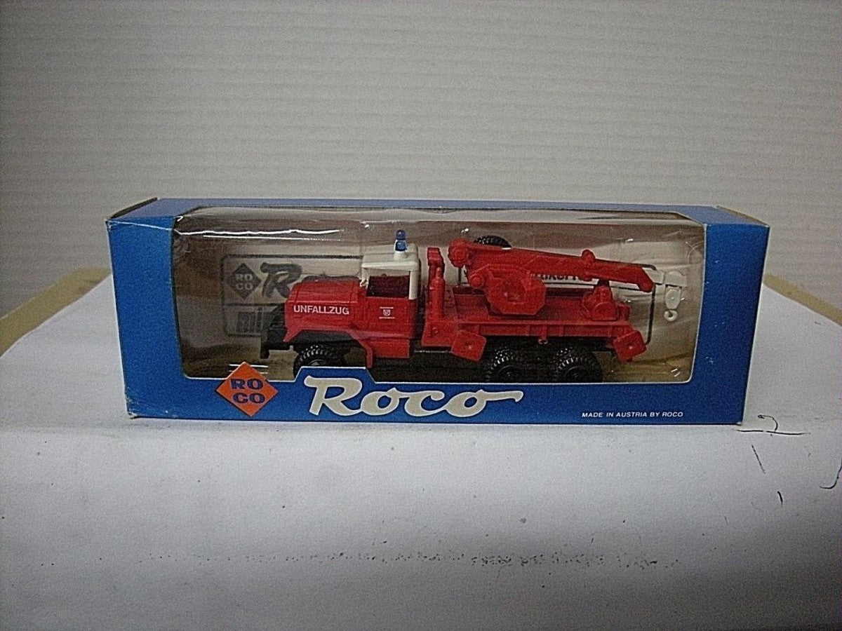 Roco 1327 1:87 GMC KW10 Fire Department Wrecker