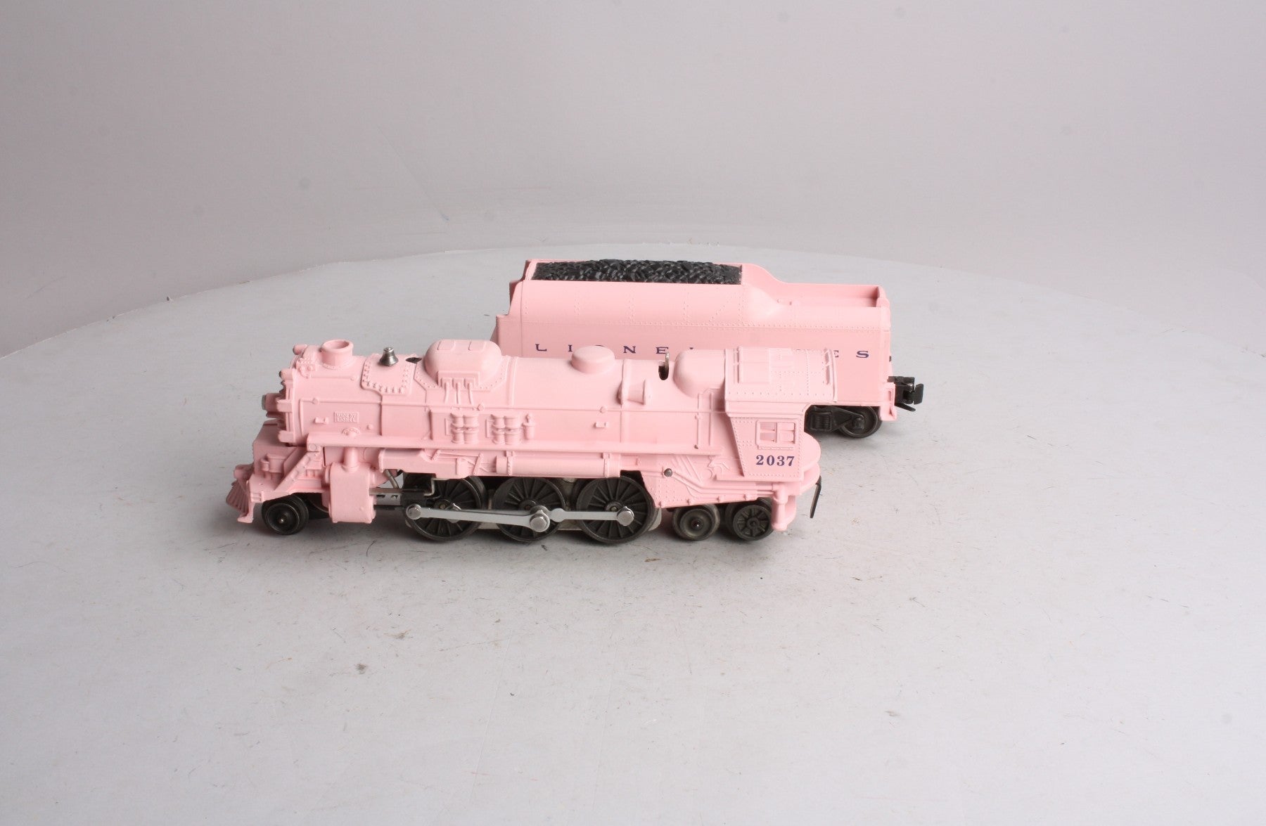 Pink lionel train hot sale set for sale