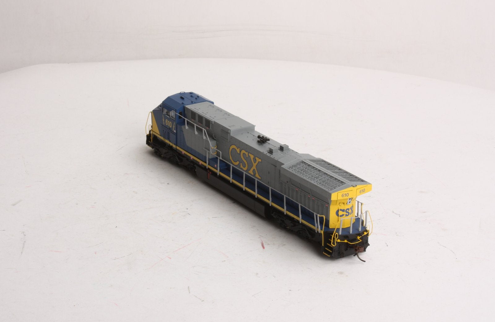 PARAGON 2 SERIES HO selling train locomotive