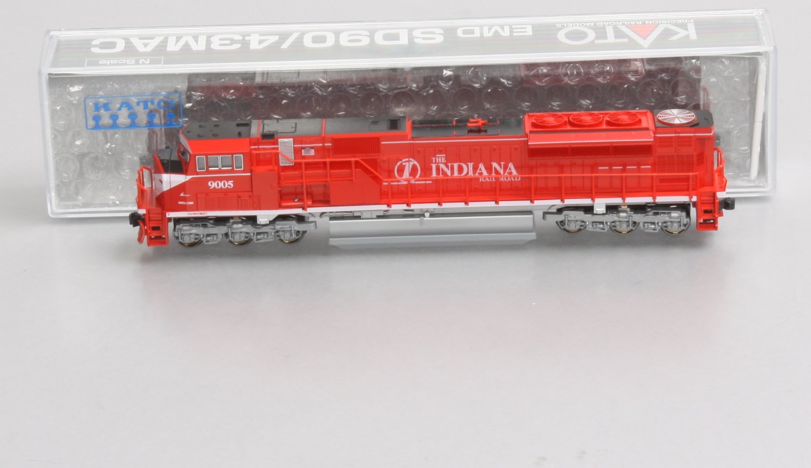 Kato 176-5619 N Indiana Rail Road SD90/43MAC #9005