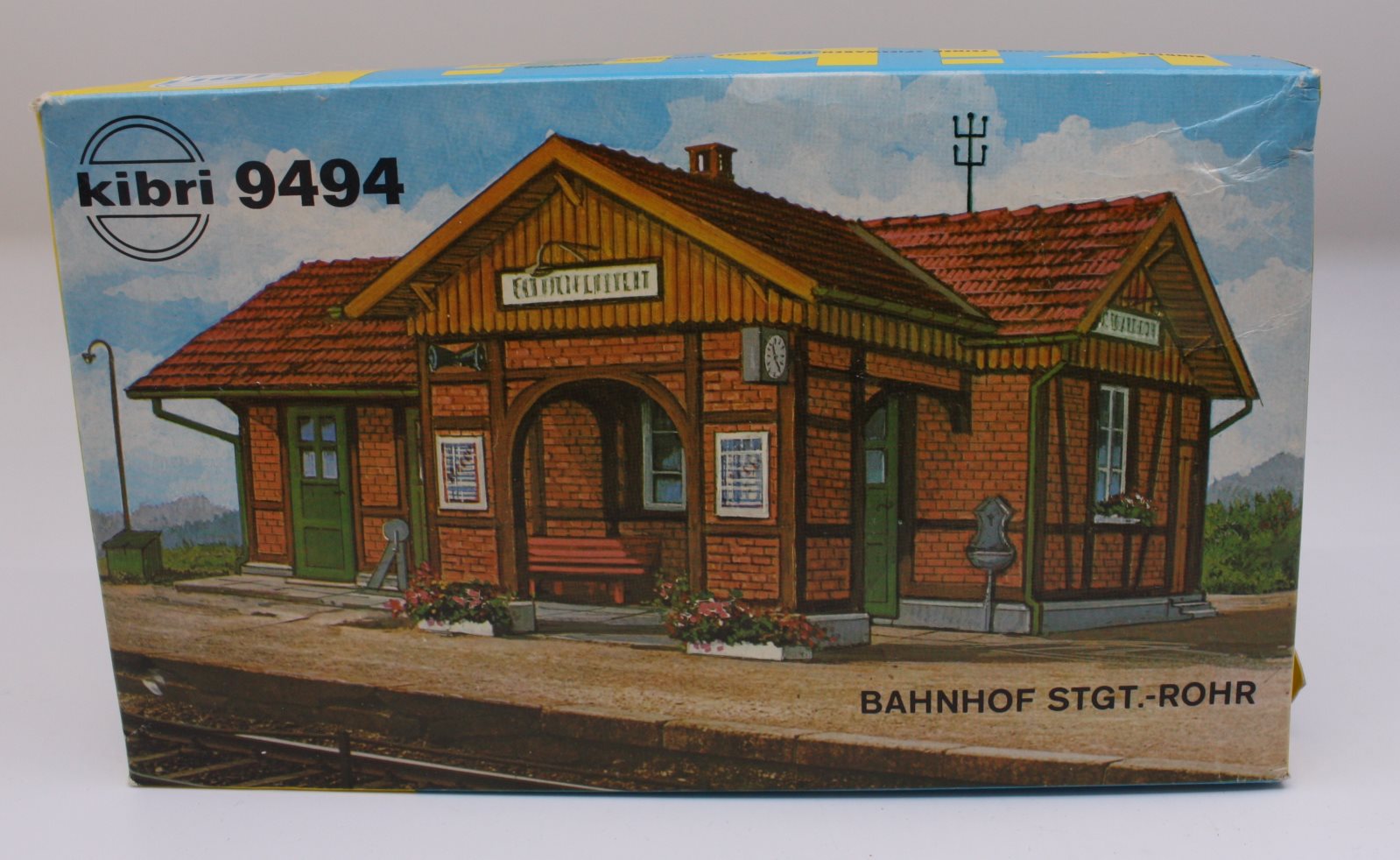 Kibri 9494 HO Bahnhof Station Model Building Kit – Trainz