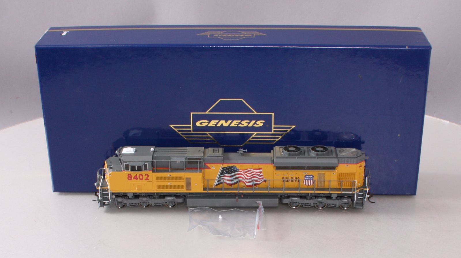 Athearn G68622 HO Union Pacific SD70ACe Diesel Locomotive w/DCC & Sound  #8402