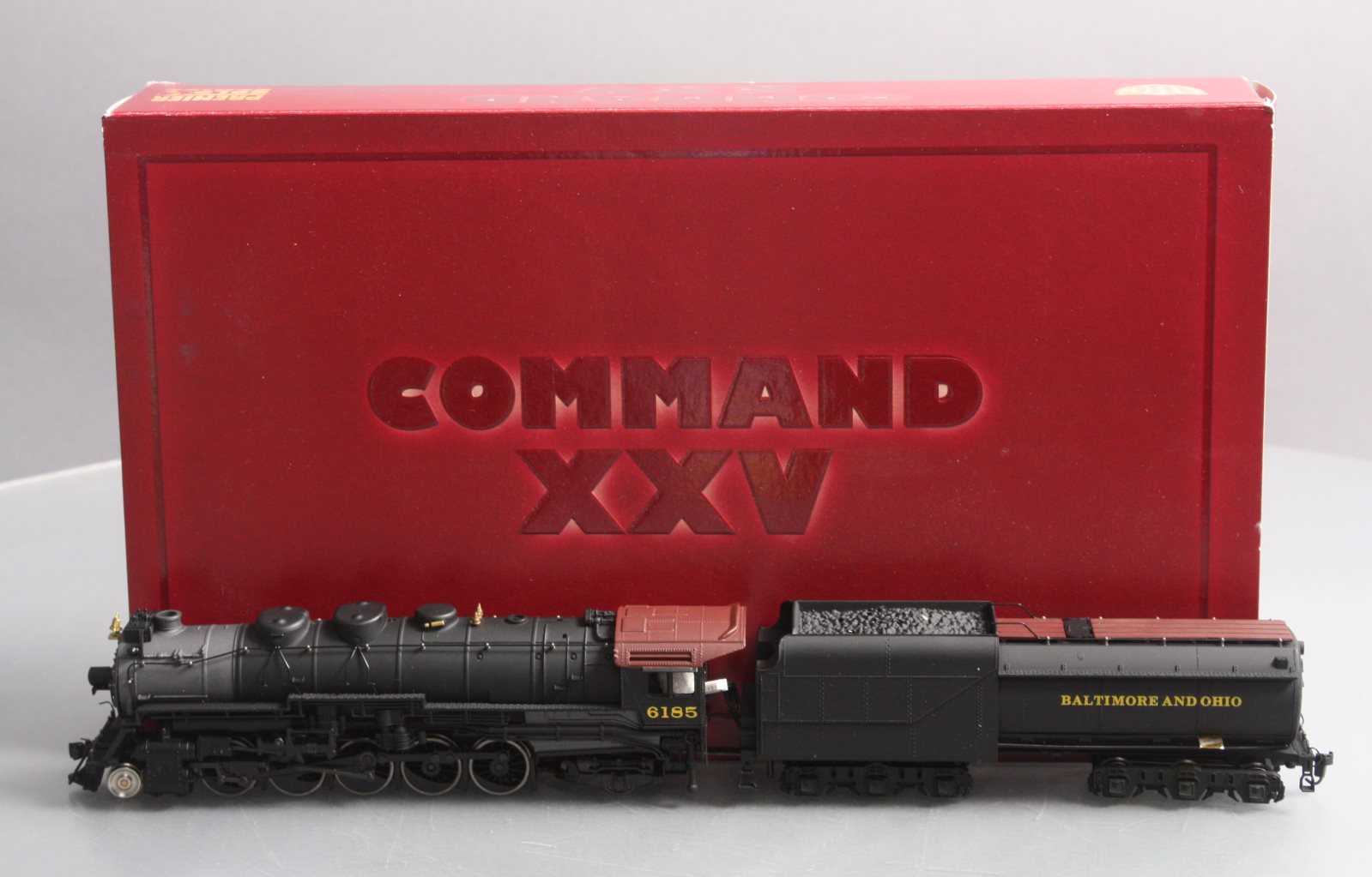 Sold Ihc ho scale