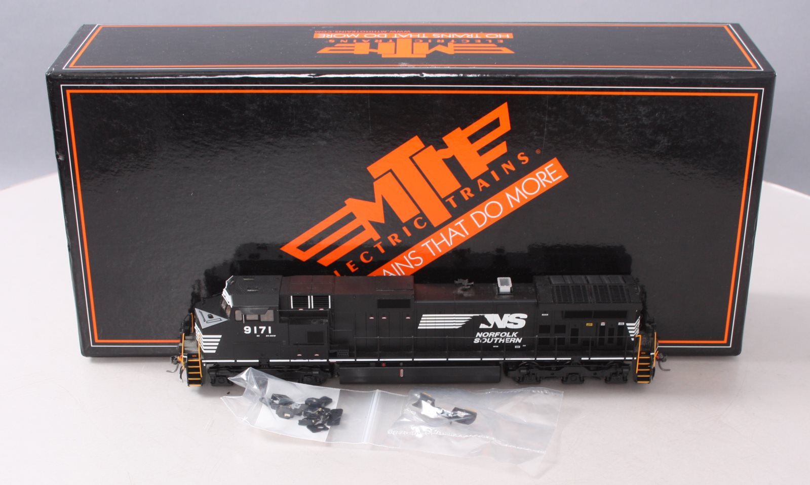 MTH 80-2298-1 HO Norfolk Southern Dash-9 Diesel Engine with PS 3.0 #9171