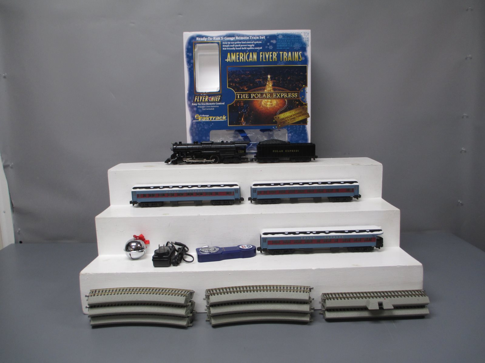 American flyer polar express best sale train set s gauge