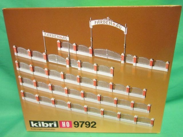 Kibri B-9792 HO Scale Industrial Fences w/Gate Building Kit – Trainz