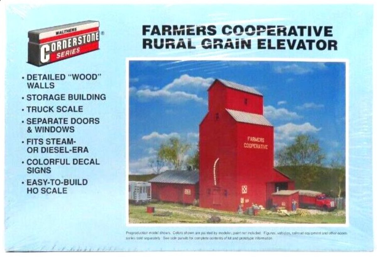 Walthers 933-3036 HO Farmers Cooperative Rural Grain Elevator 