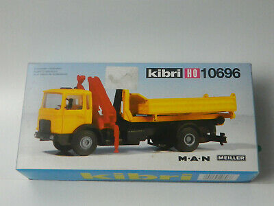 Kibri 10696 1:87 MAN roll on/off Flatbed Kit