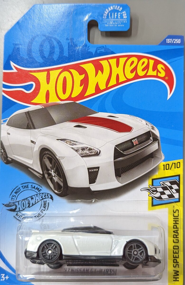 Hot wheels 17 nissan hot sale gtr