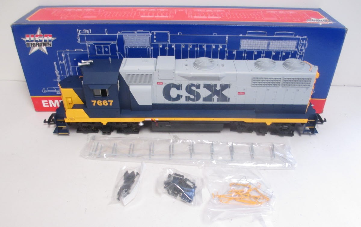 USA Trains R22203 G Scale CSX GP38-2 Diesel Locomotive #7667
