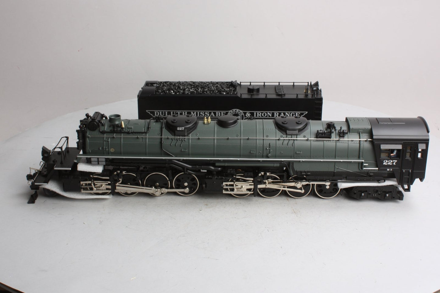 MTH 20-3030-1 O DM&IR 2-8-8-4 Yellowstone Steam Locomotive #227 with PS-1 EX/Box