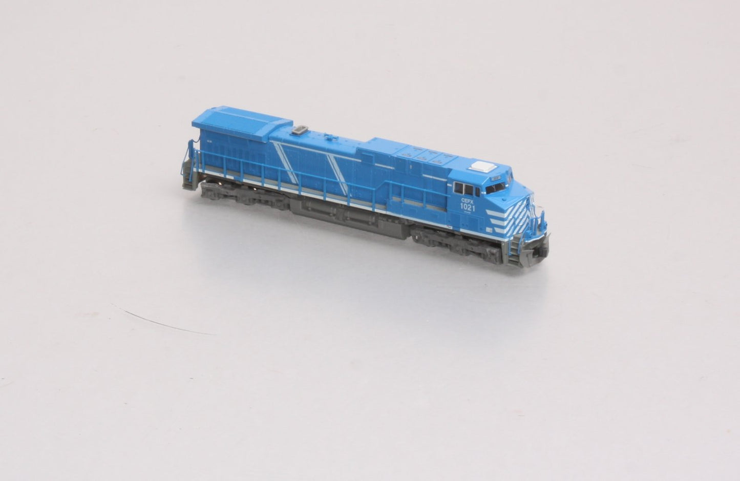 Kato 176-7002 N Scale CEFX AC4400CW Diesel Locomotive #1021 LN/Box