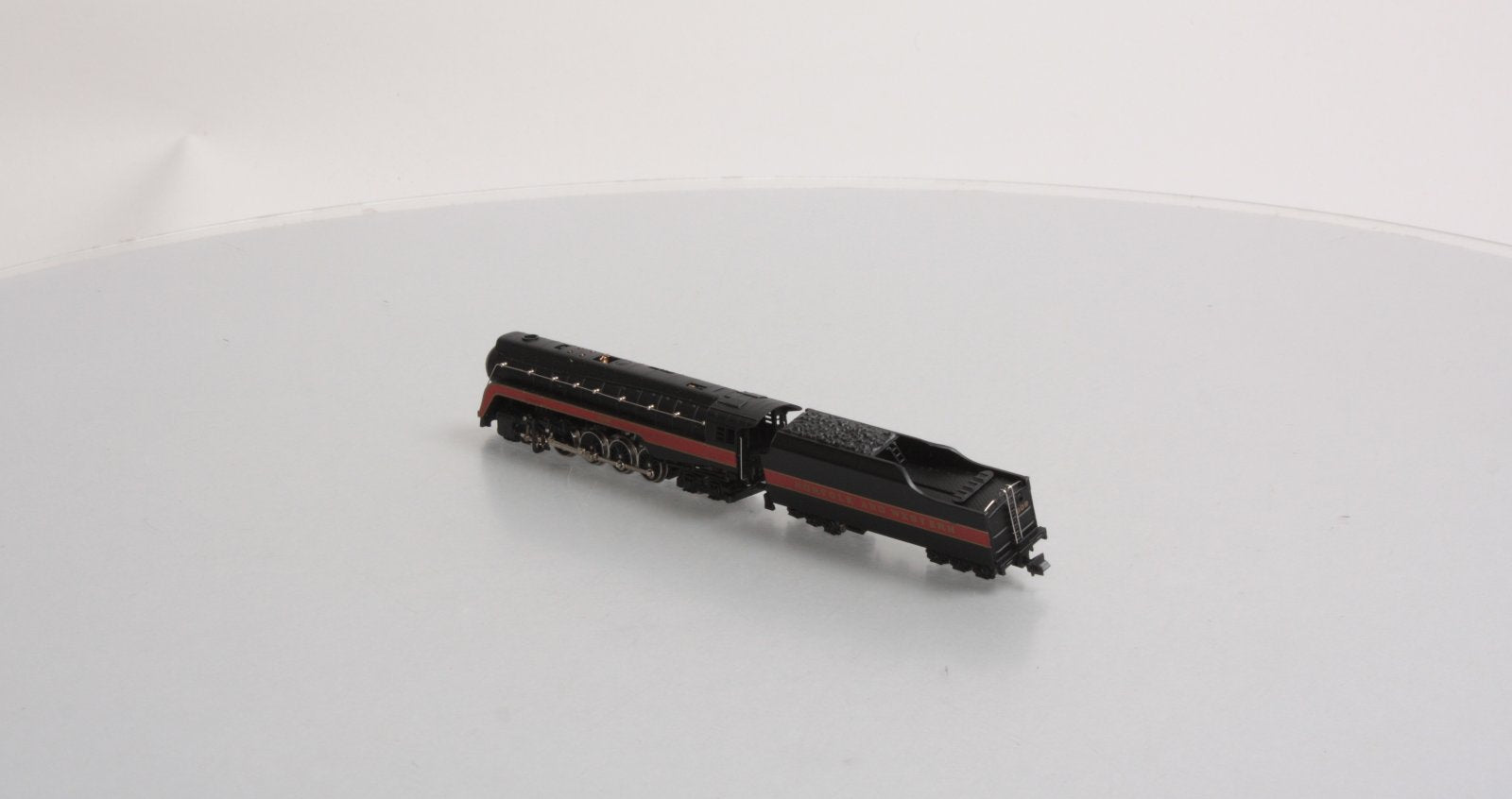 Bachmann 51-0658-A4 N Norfolk & Western J Steam Locomotive & Tender #608  LN/Box