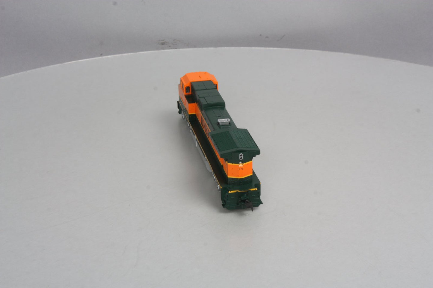 Kato 37-1901 HO Scale BNSF GE C44-9W Dash 9 Diesel Locomotive #976 LN/Box