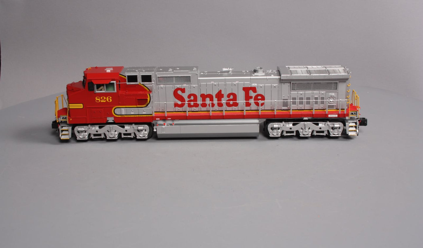 MTH 20-2945-3 Santa Fe Dash-8 Non-Powered Diesel Engine #826