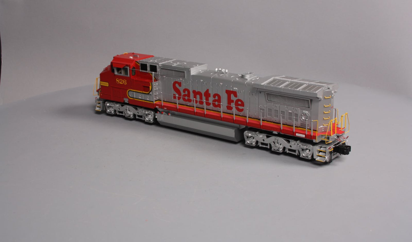 MTH 20-2945-3 Santa Fe Dash-8 Non-Powered Diesel Engine #826