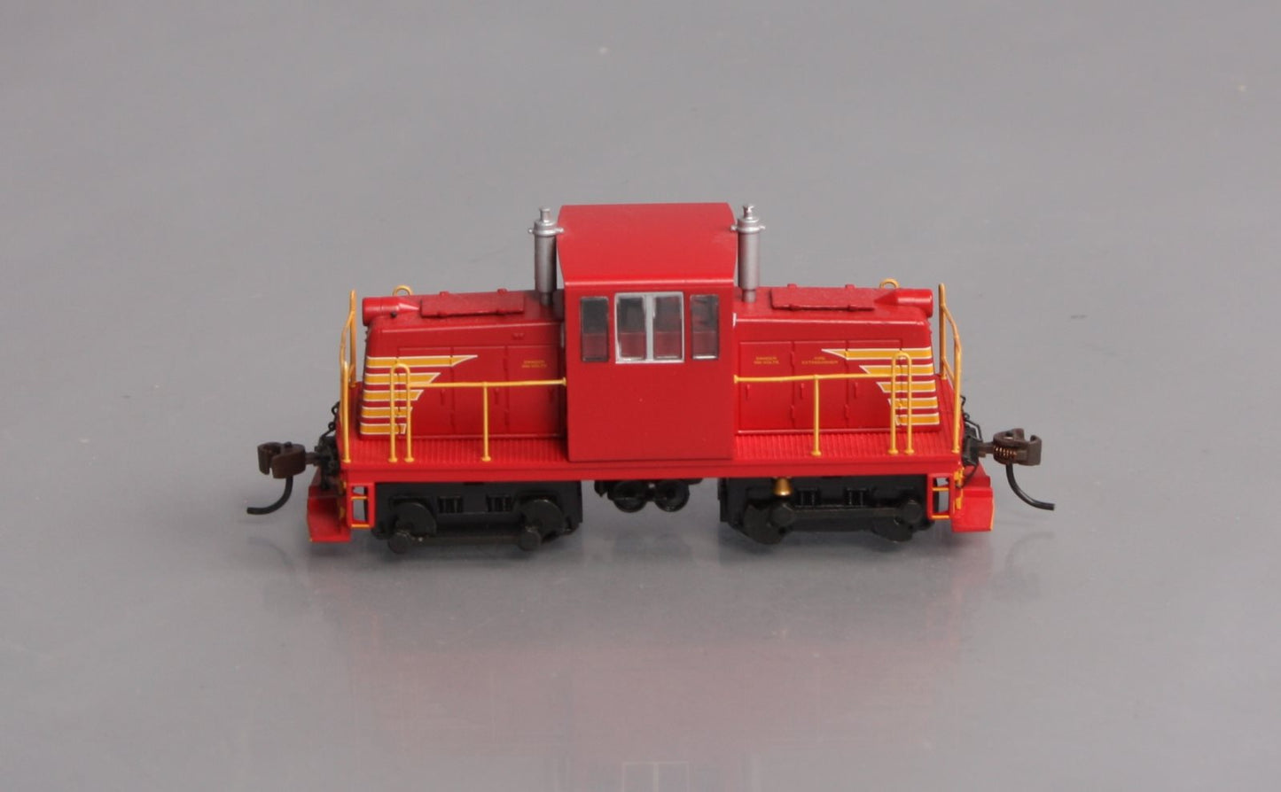 Bachmann 85203 HO Red GE 45 Ton Diesel Switcher w/DCC