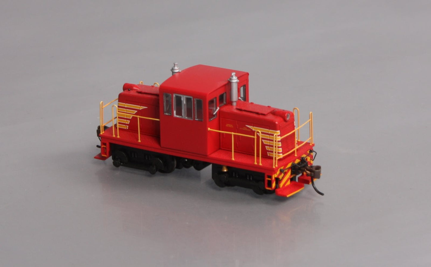 Bachmann 85203 HO Red GE 45 Ton Diesel Switcher w/DCC