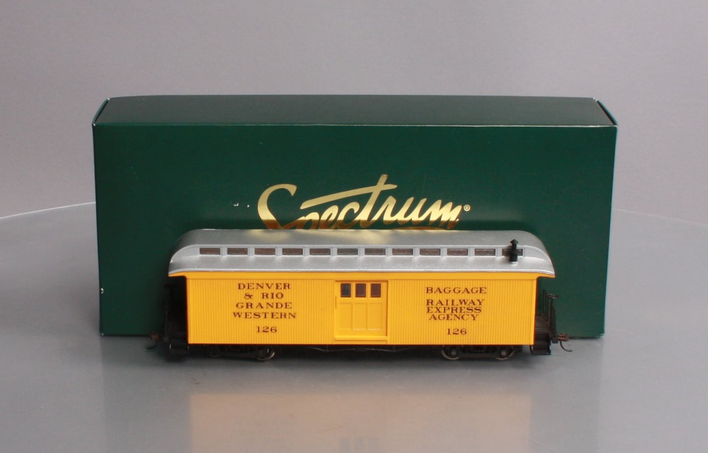 Bachmann 26418 On30 Denver & Rio Grande Western Two Door Baggage Car