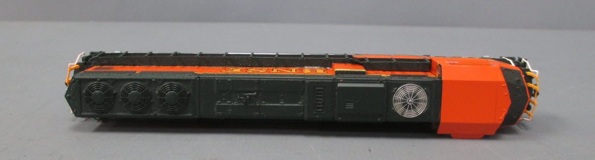 Athearn 10715 N Scale BNSF SD75M Diesel Locomotive #8258 LN/Box