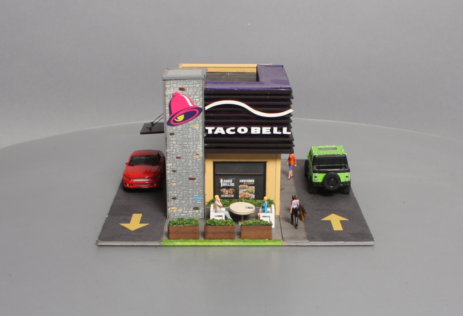 O Scale Taco Bell® Restaurant sold