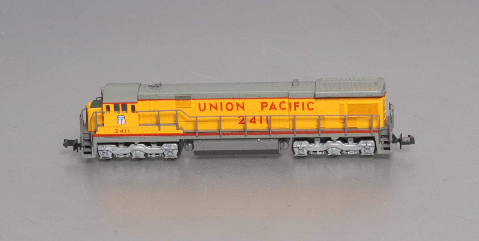 Kato 176-30B N Scale Union Pacific C30-7 Diesel Locomotive #2411 LN/Bo –  Trainz