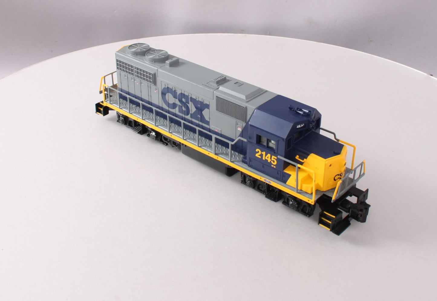 Lionel 6-82826 O Gauge CSX LionChief+ GP38 Diesel Locomotive #2145