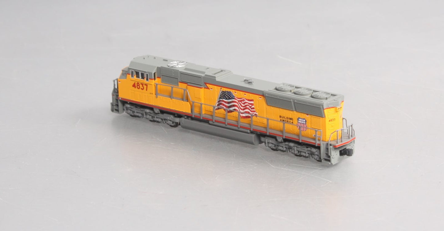 Kato 176-8604 N Scale Union Pacific SD70M Diesel Locomotive #4837 LN/Box