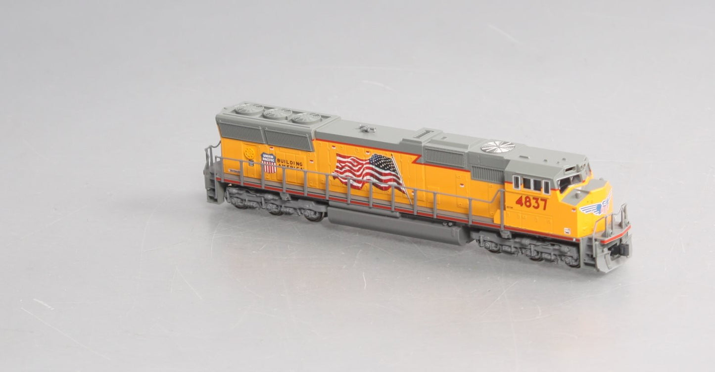 Kato 176-8604 N Scale Union Pacific SD70M Diesel Locomotive #4837 LN/Box