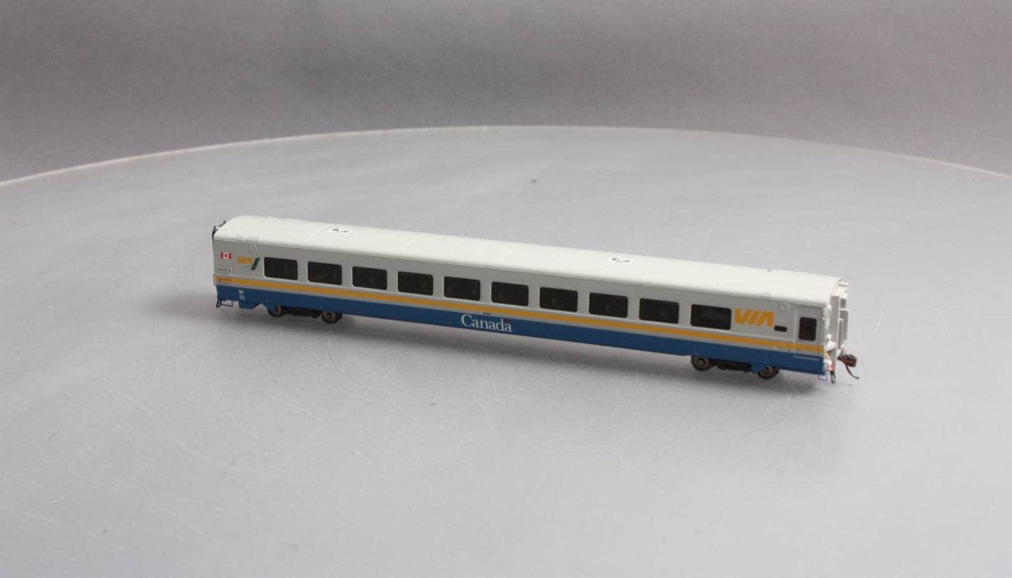 Rapido Trains 107008 HO VIA Streamlined LRC Club Car #3468