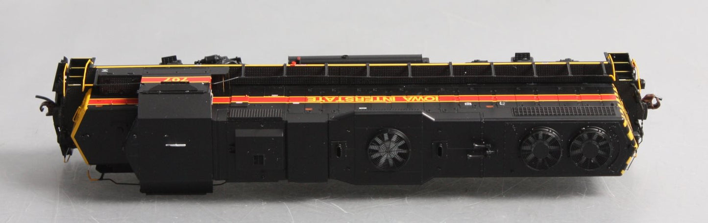 Athearn G40737 HO Scale Iowa Interstate GP38-2 Phase I Diesel Locomotive #707