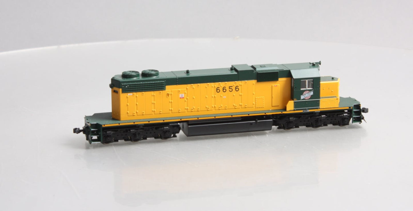 Kato 37-6522 HO Scale C&NW Powered SD38-2 Diesel Locomotive #6656 LN/Box