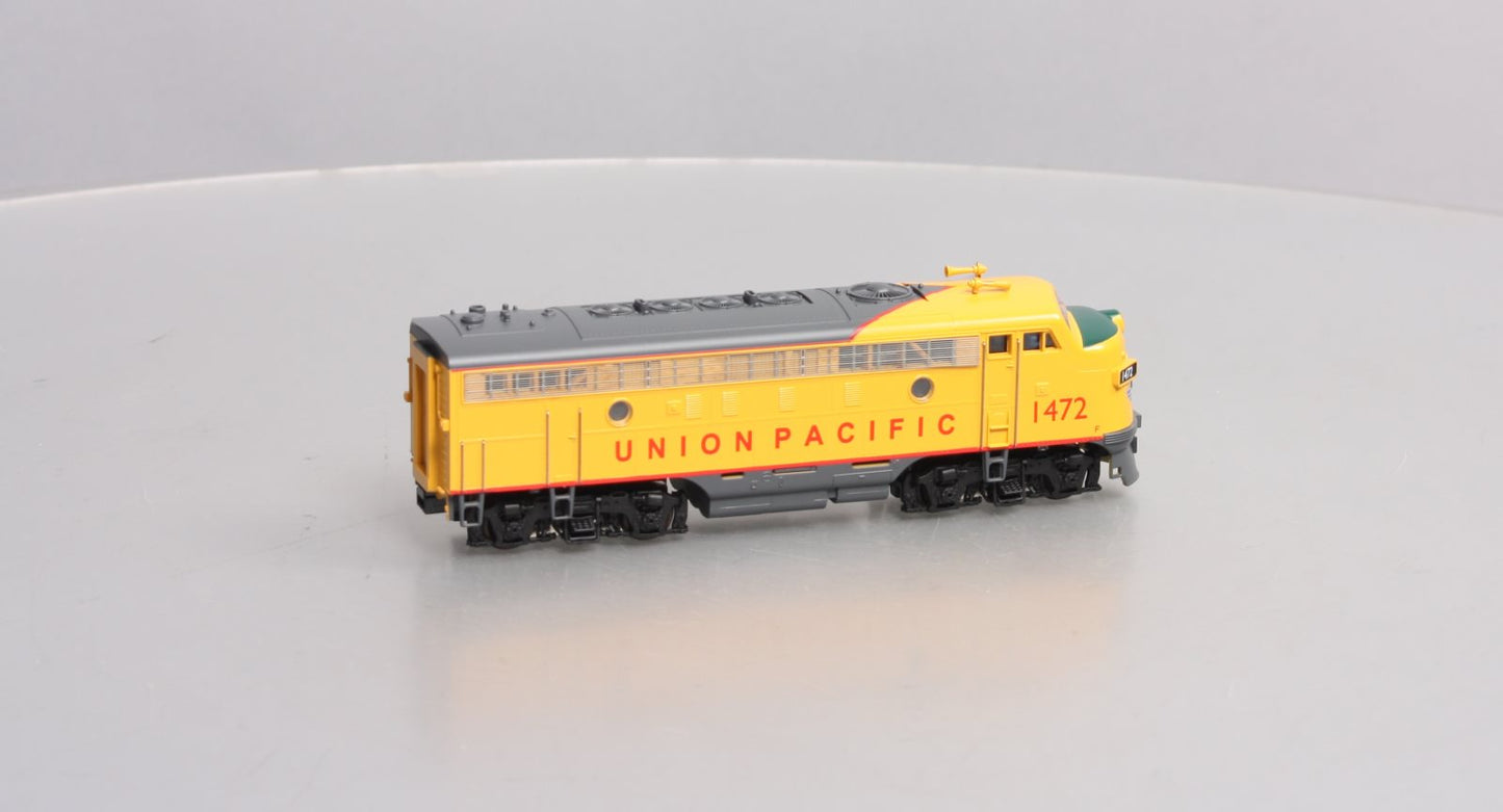 MRC CB247 HO Scale Union Pacific F7a Diesel Locomotive #1472 LN/Box