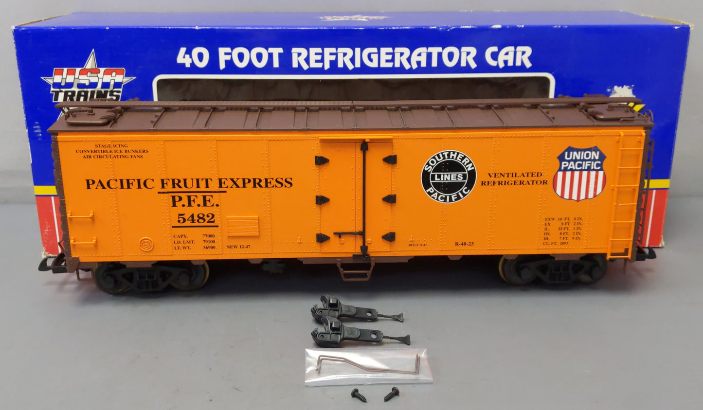 USA Trains 16506 SP/UP - Pacific Fruit Express 40' Reefer Car #2 - Metal Wheels EX/Box