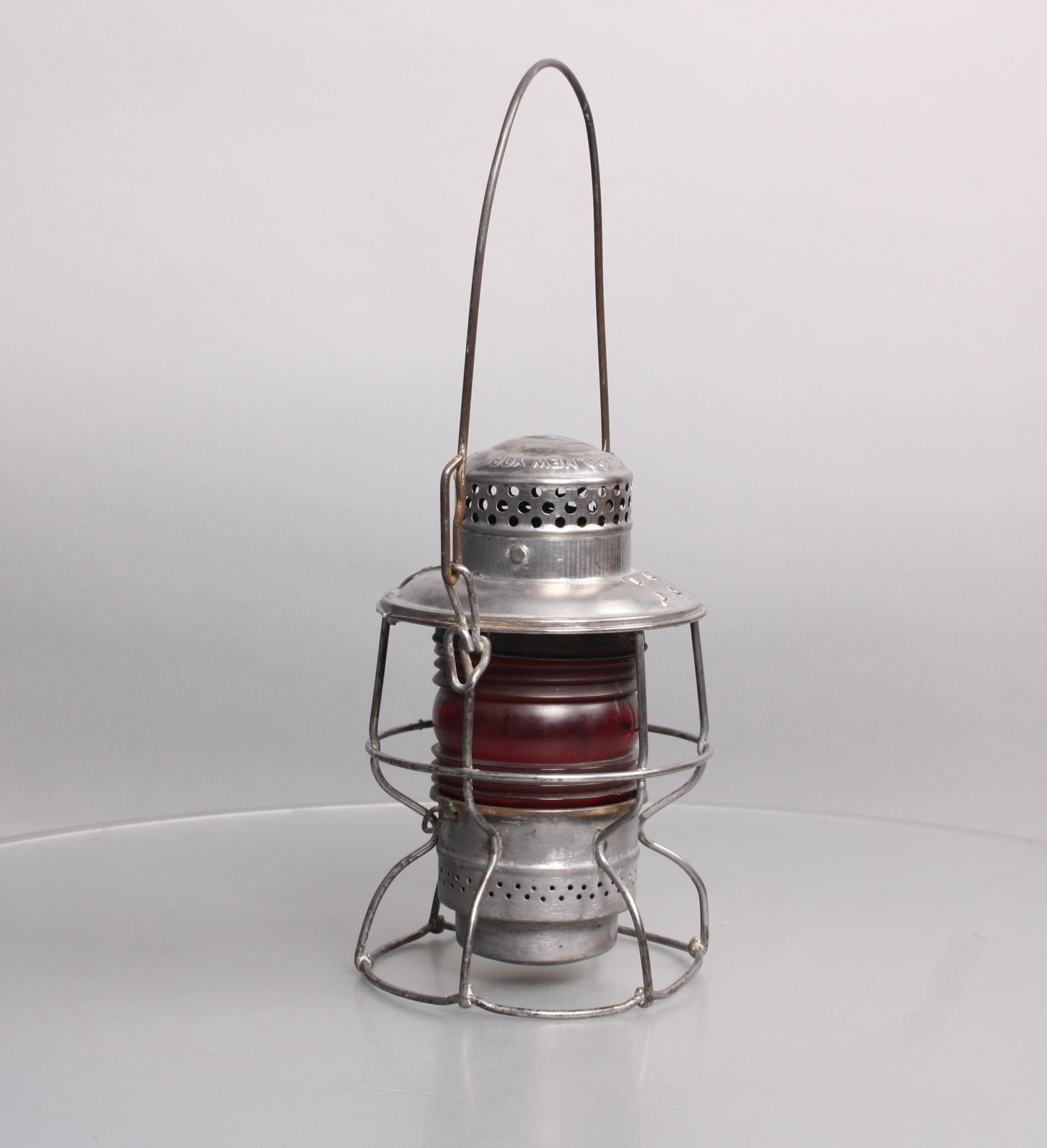 Armspear Vintage PRR Railroad Lantern w/ Red Globe VG – Trainz