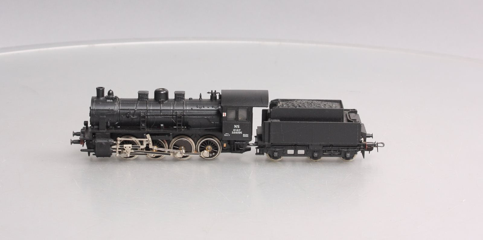 HO Scale Fleischmann Locomotive Train & sold Tender