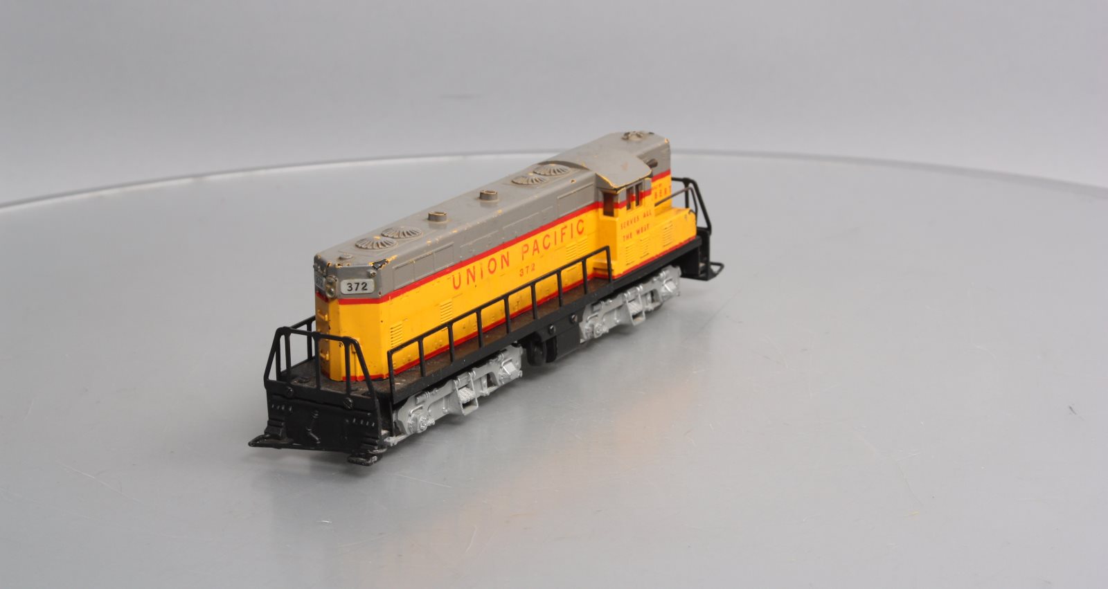 Vintage american flyer 2024 372 union pacific S gauge train