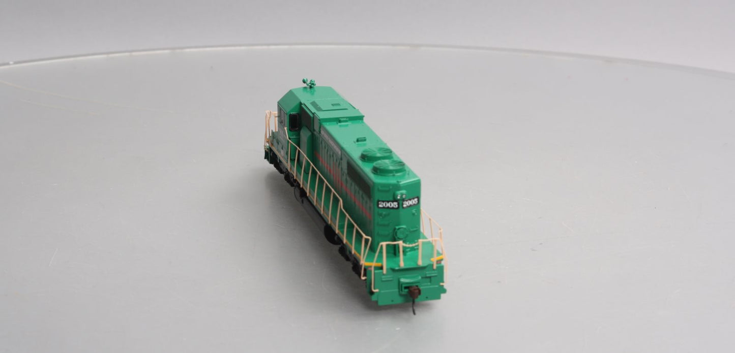 Athearn 88566 HO HKGX SD38 Diesel Locomotive #2005