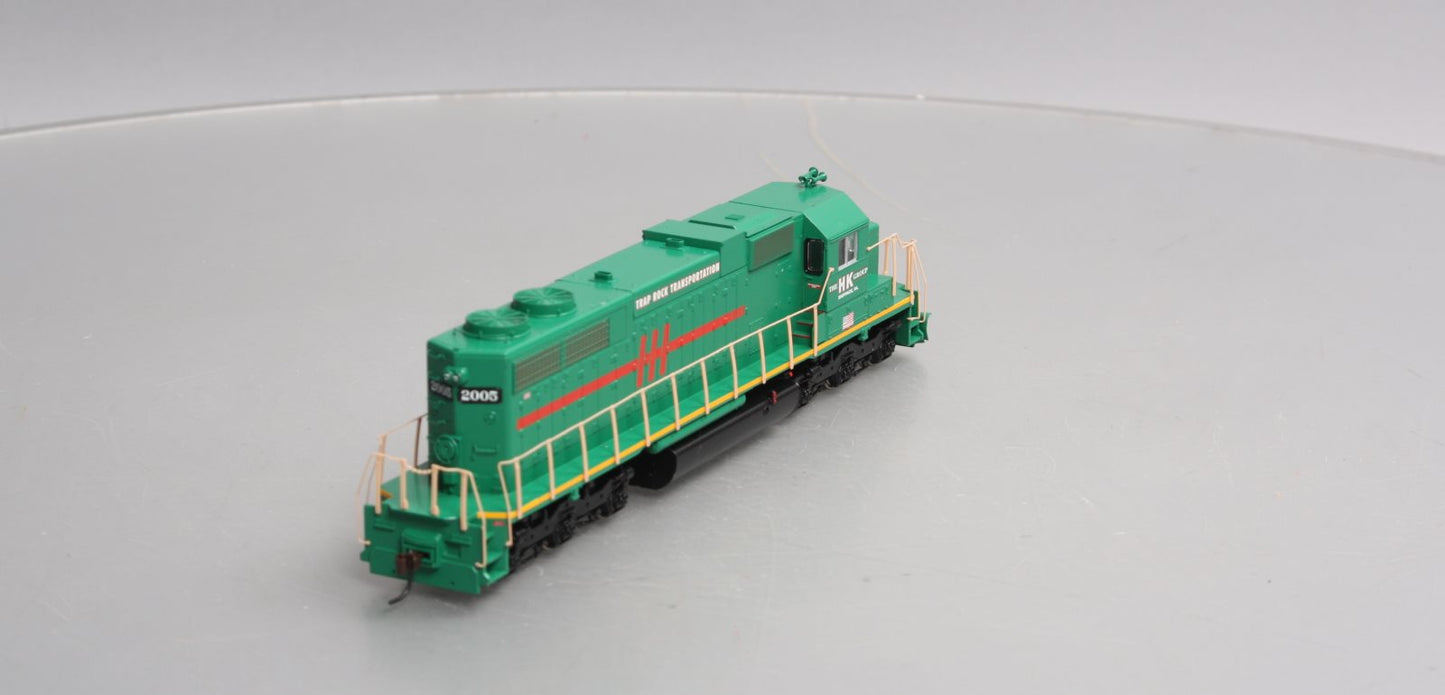 Athearn 88566 HO HKGX SD38 Diesel Locomotive #2005