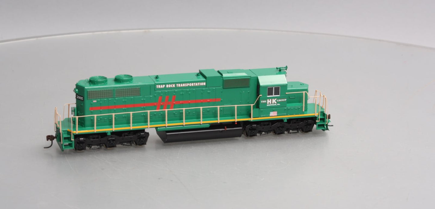 Athearn 88566 HO HKGX SD38 Diesel Locomotive #2005