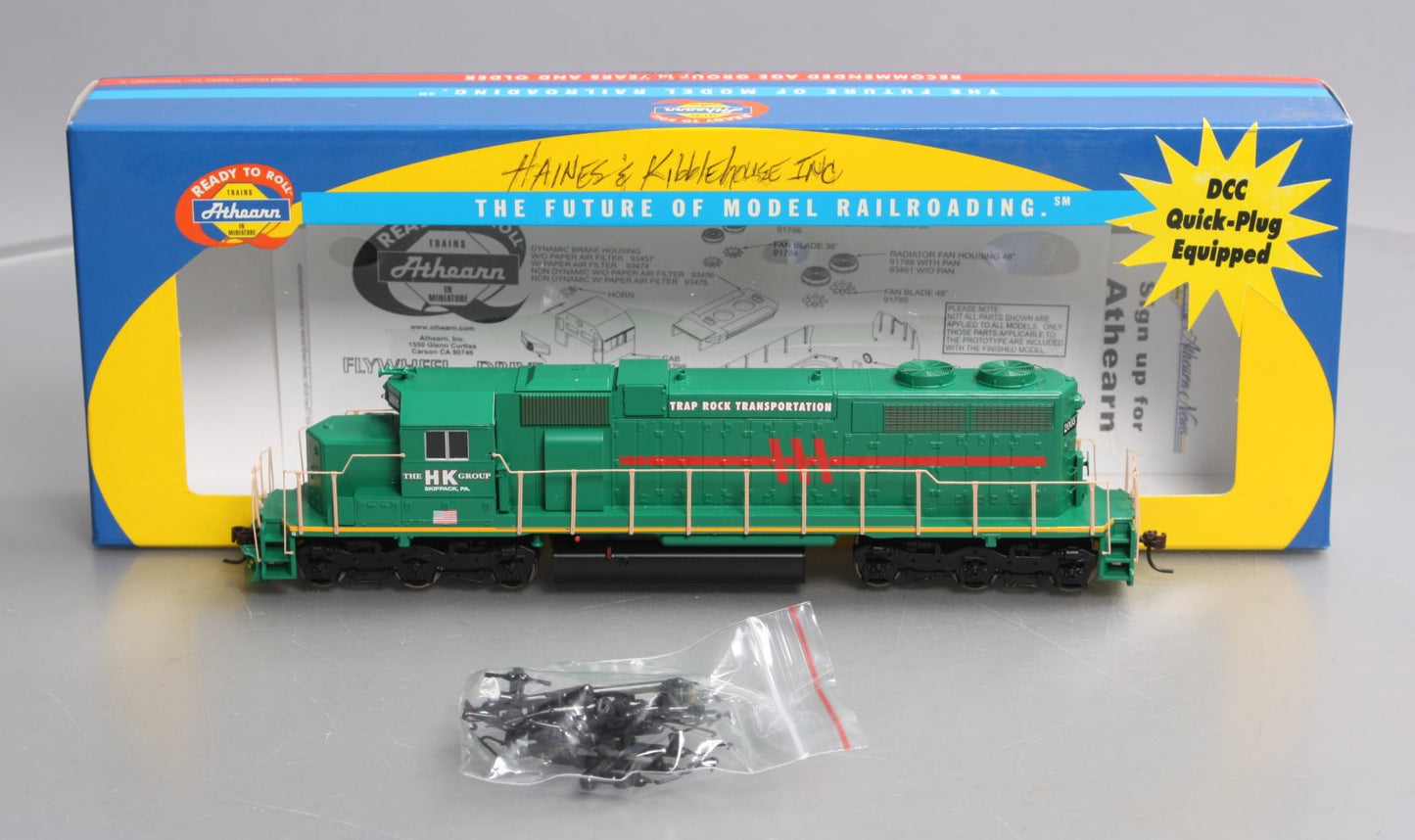 Athearn 88566 HO HKGX SD38 Diesel Locomotive #2005