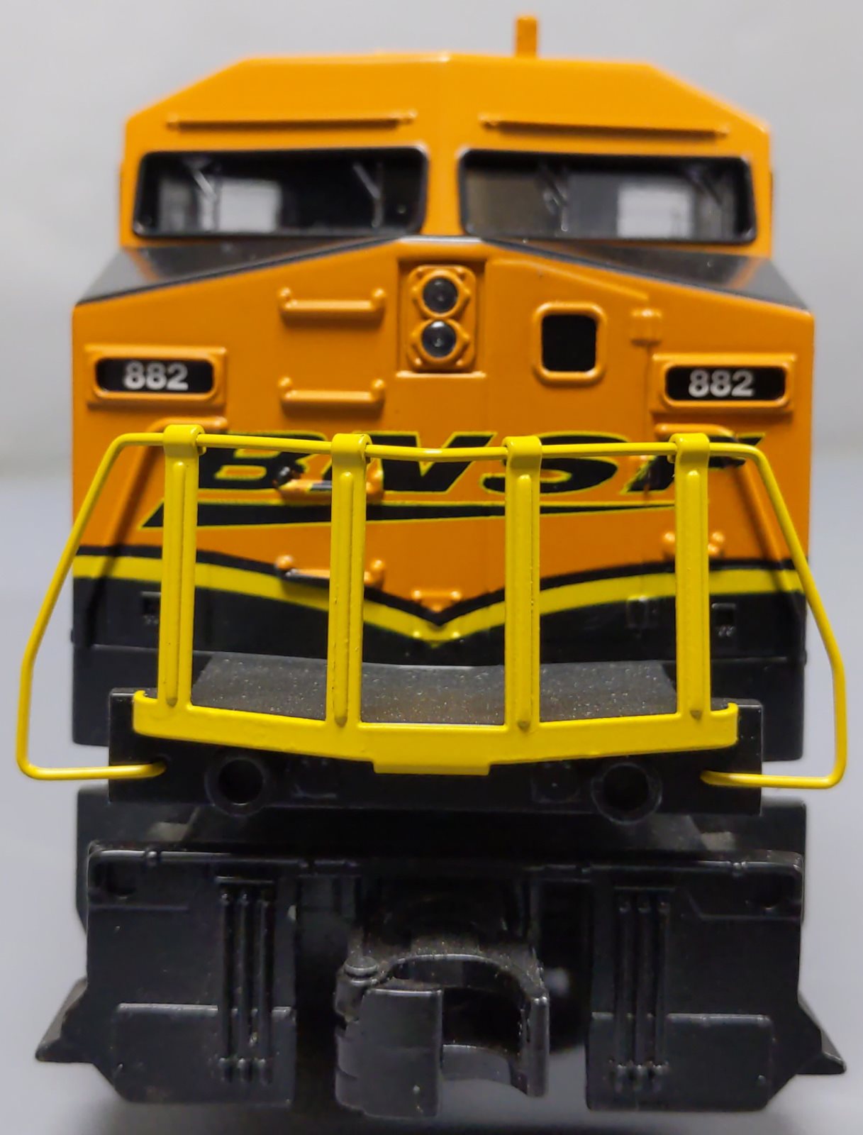 MTH 30-4247-1 BNSF RailKing Dash-8 O Gauge Diesel Freight Train Set w/PS 3.0