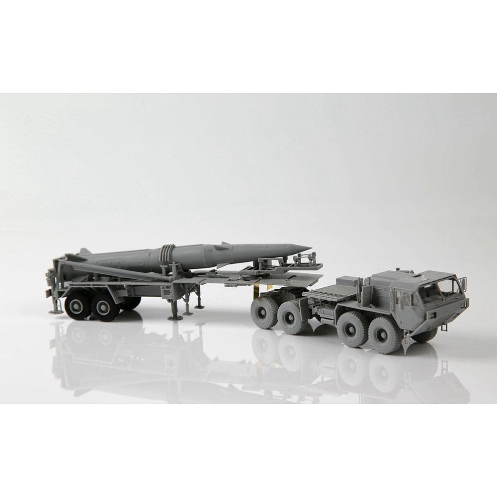 ModeCollect 72360 1:72 M983 + Pershing II Truck Military Vehicle Model Kit