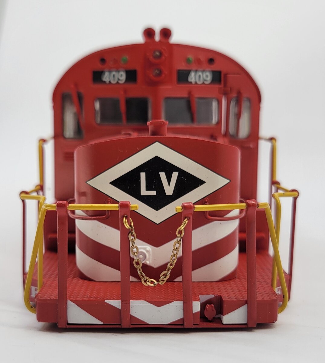 Lionel 18589-7 #409 C-420 Lehigh Valley Shell