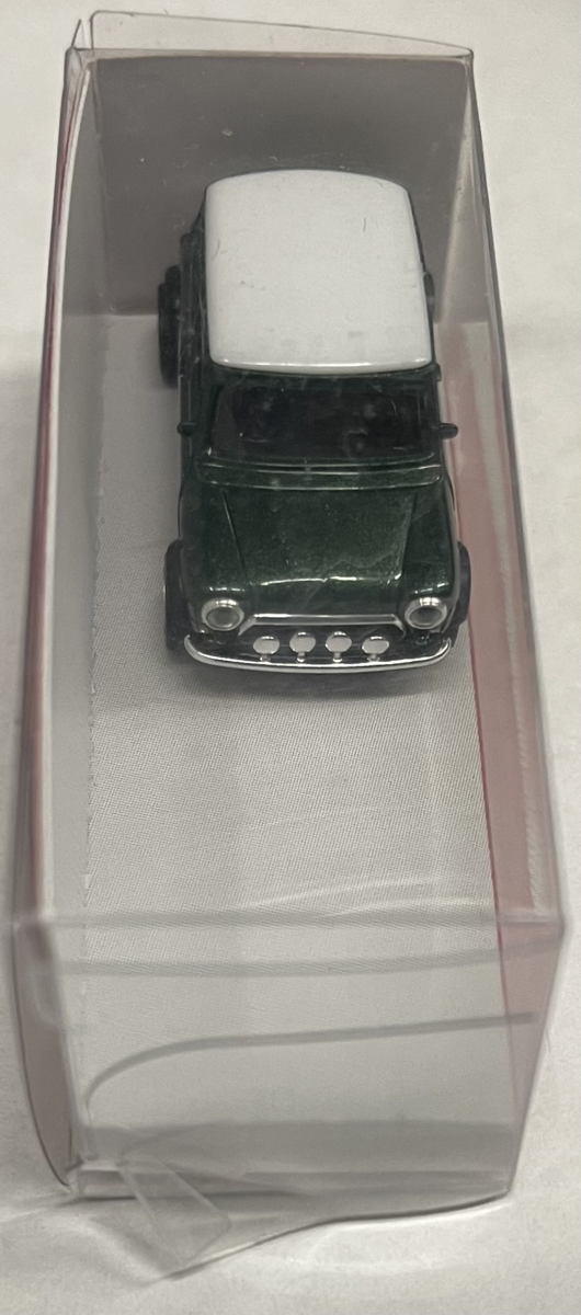 Herpa 23689 HO Metallic Green with White Roof Mini Mayfair TM