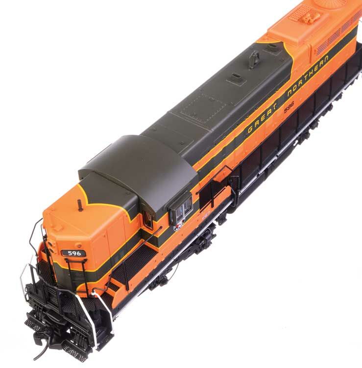 Walthers 920-48710 HO GN EMD SD9 Diesel Locomotive - Standard DC #596